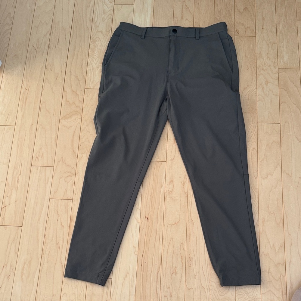 Cuts AO Jogger Dark Pine Medium